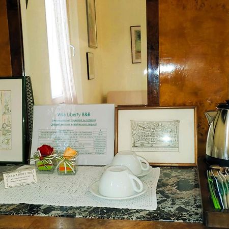Villa Liberty B&B Фано Екстериор снимка
